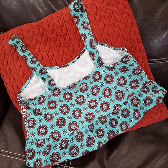 *FREE w/purchase Kendall & Kylie Crop Top - Picture 2 of 4